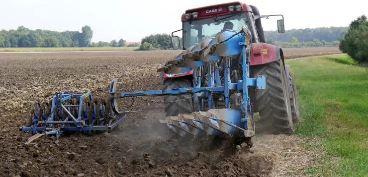 Comment choisir des pièces détachées pour matériel de travail du sol ?